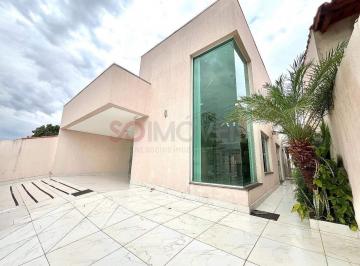 Casa · 219m² · 2 Vagas · Casa de Alto Padrão à Venda em Caldas Novas-GO