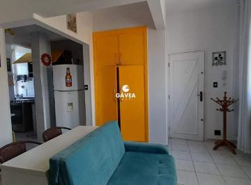 Apartamento · 47m² · 2 Quartos · 1 Vaga · Apartamento para aluguel no Itararé em São Vicente.