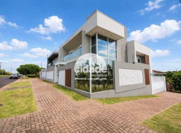 Casa · 224m² · 3 Vagas · Sobrado Semimobiliado à Venda no Bairro Nova York – 3 Suítes, Piscina e Energia Solar