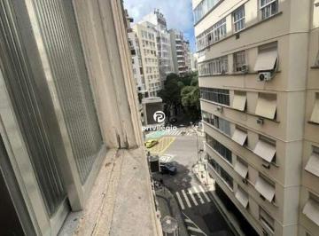 Apartamento · 29m² · 1 Quarto · Posto 6! Conjugado com 29m² frente rua! Perfeito para moradia ou investimento.