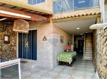 Casa · 114m² · 3 Quartos · Charmosa Casa Reformada em Campo Grande, RJ
