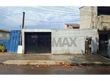 Casa · 136m² · 1 Quarto · 2 Vagas · Casa Assobradada para locação R$ 2.300,00 no Bairro do Éden.