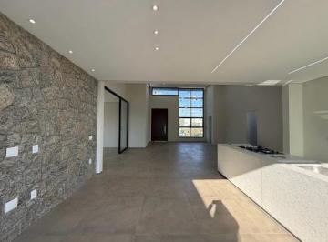 e8df82f11e3e4322a7234088c3091a2bdca5ac86 · Casa com 3 suítes à venda, 300 m² por R$ 2.700.000 - Condomínio Saint Charbel - Araçoiaba da Serra/S