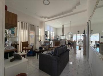 Casa · 230m² · 4 Quartos · 4 Vagas · Casa à venda com 4 quartos sendo 3 suítes no cond. Residencial Villa Lobos em Paulínia, SP