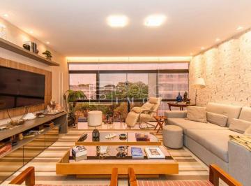 Apartamento · 161m² · 3 Quartos · APARTAMENTO SQS 107 ASA SUL 3 QUARTOS 1 SUÍTE REFORMADO NASCENTE ANDAR ALTO MEIO DE QUADRA VISTA