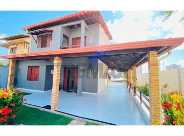 Casa · 216m² · 5 Quartos · 4 Vagas · "Casa dos Sonhos: Luxo e Conforto em Nova Parnamirim"
