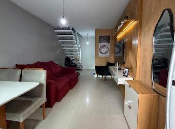60a3205f5f826be0a2fe4a607a1bfcd3cd42097d · Casa Triplex Independente à Venda no Bairro Antonina – 2 Suítes, Terraço Gourmet e Garagem