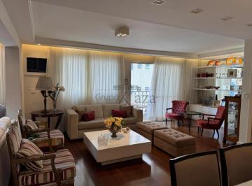 Apartamento · 170m² · 3 Quartos · 3 Vagas · Apartamento - Moema - 3 Dormitórios - 170m².