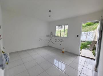 Casa · 70m² · 2 Quartos · 1 Vaga · Oportunidade - Casa em Condomínio - Chácaras Pousada do Vale - Condomínio Residencial Marbella - 2 D