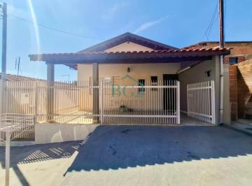 FACHADA · Excelente casa á venda no bairro Parque São Sebastião em Poços de Caldas MG.