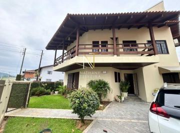 Casa · 174m² · 4 Quartos · 2 Vagas · Sobrado em São Luís, Jaraguá do Sul/SC