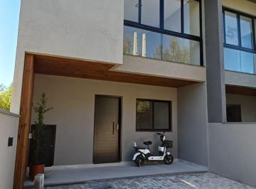Casa · 150m² · 3 Quartos · 2 Vagas · Casa à venda no bairro Ingleses - Florianópolis/SC