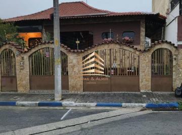 018ab773f71b5a5ca7dd51c4e796303b1a2be33d · Casa com 3 dormitórios e garagem com espaço para 7 veiculos à venda, 140 m² - Bom clima - Guarulhos
