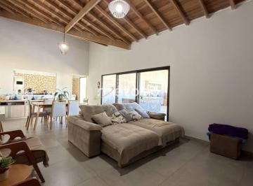 ffdc451d8bd5c54f87808c0bcf3e630a7eba8af2 · Chácara com 3 quartos à venda, 1000 m² por R$ 800.000 - Bairro Jardim Costão - Santa Branca/SP