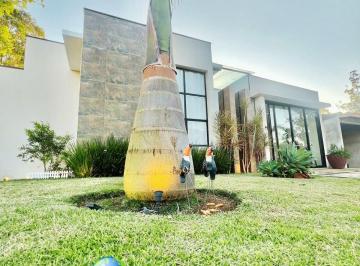 Casa · 180m² · 3 Quartos · 2 Vagas · Ninho Verde 1 - Casa térrea com 3 dormts