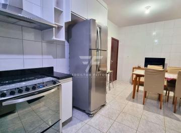 Casa · 131m² · 3 Quartos · 2 Vagas · Casa à venda | Terreno de 800 m² | Excelente potencial de valorização