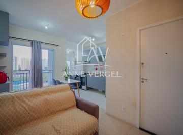 Apartamento · 43m² · 2 Quartos · 1 Vaga · Apartamento 2 quartos à venda no Presidente Altino ao lado da Estação 43m2 com vaga reformado