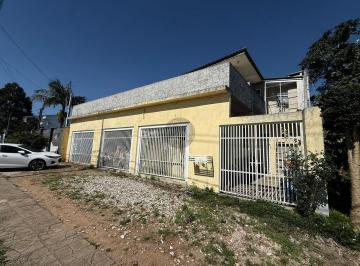 Casa · 168m² · 3 Quartos · 4 Vagas · Sobrado de esquina com ponto comerciais e amplo espaço residencial