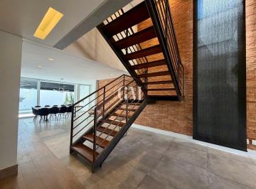 Casa · 244m² · 4 Quartos · 2 Vagas · Condomínio Village das Flores - Casa com 4 quartos em Condomínio em Jundiaí - Malota - Village das f
