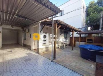Casa · 160m² · 3 Quartos · 3 Vagas · Casa :  / Comercial / Vila Valqueire