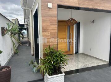 Casa · 100m² · 2 Quartos · 3 Vagas · Casa de rua :  / Residencial / Braz de Pina