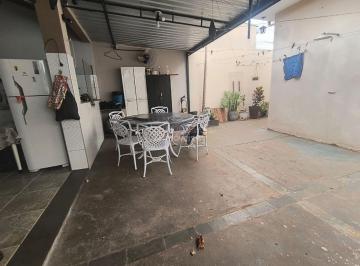 Casa · 201m² · 3 Quartos · 2 Vagas · Casa Padrão em Araraquara