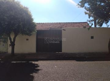Casa · 98m² · 1 Quarto · 1 Vaga · Casa com um quarto para Locacao - Centro Araraquara