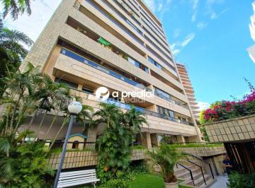 Apartamento · 158m² · 3 Quartos · 3 Vagas · Apartamento a Venda no Meireles com Vista Lateral para o Mar