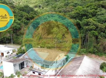 Photo_0 ·
Belissima residência em itajai com 2 pavimentos e 500m2 de área construida