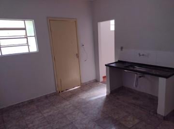 Casa · 50m² · 2 Quartos · Casa para alugar em Jardim Toselar de 50.00m² com 2 Quartos