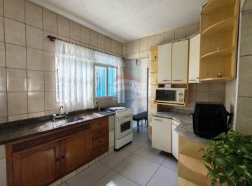 Casa · 215m² · 5 Quartos · 2 Vagas · Casa para venda em Parque São Camilo de 215.00m² com 5 Quartos e 2 Garagens