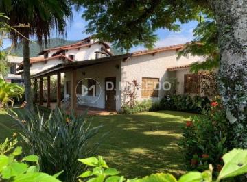 Casa · 330m² · 5 Quartos · 2 Vagas · Casa para venda em Condominio Lagoinha de 330.00m² com 5 Quartos, 5 Suites e 2 Garagens