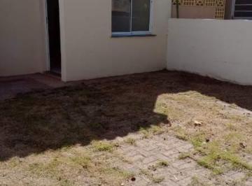 Casa · 58m² · 2 Quartos · 1 Vaga · Casa para venda em Chácaras Versalhes de 57.70m² com 2 Quartos e 1 Garagem