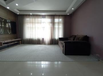 Casa · 380m² · 3 Quartos · 2 Vagas · Casa para venda em Vila Valença de 380.00m² com 3 Quartos, 1 Suite e 2 Garagens