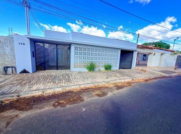 Imagem 1 · Casa para venda em Centro, Araguari