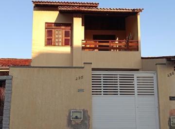 Casa · 171m² · 4 Quartos · 1 Vaga · Casa duplex com 4 suítes no Iteperi