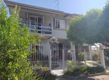 Casa · 153m² · 3 Quartos · Casa Semimobiliada, com 03 Dormitórios no Bairro Mais Completo da Cidade!