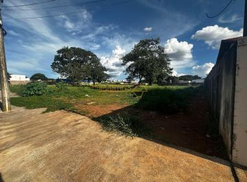 Imagem 1 · Terreno para venda em Centro, Araguari