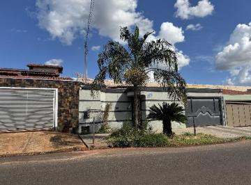 Imagem 1 · Casa para venda em Centro, Iturama