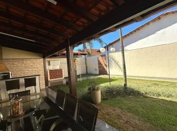 Imagem 1 · Casa para venda em Centro, Araguari
