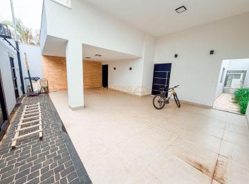 Imagem 1 · Casa para venda em Goiás, Araguari
