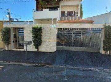 Imagem 1 · Casa para venda em Centro, Araguari