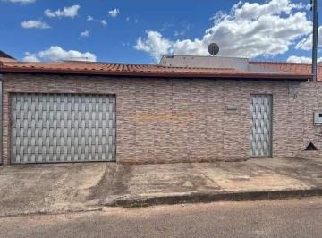 Imagem 1 · Casa para venda em Centro, Araguari