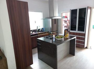 Imagem 1 · Casa para venda em Centro, Araguari