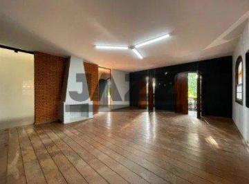 Casa · 375m² · 4 Quartos · Amplo Sobrado par5a Aluguel com Potencial Versátil de 375 m² em Terreno de 601 m²
