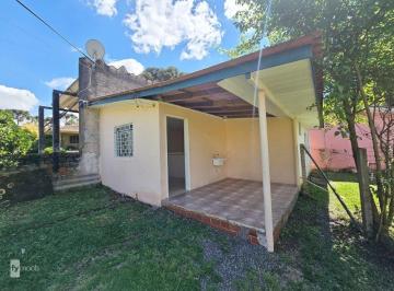 Casa · 45m² · 1 Quarto · 5 Vagas · Casa 01 quarto e amplo terreno - Campo de Santana