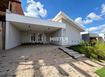 Casa · 370m² · 3 Quartos · 2 Vagas · CASA COM 3 SUÍTES E ESCRITÓRIO NO CONDOMÍNIO HAYASHI EM MARINGÁ