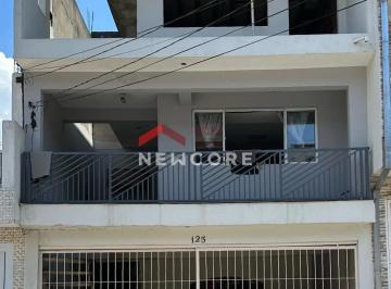 Casa · 222m² · 4 Quartos · 2 Vagas · Sobrado em Rua Alfredo Benincasa - Bandeiras - Osasco/SP