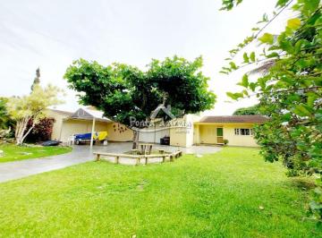 Imagem 1 · Casa com Piscina em Vila Nova