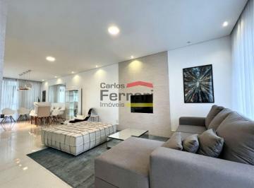 Casa de 3 quartos, São Paulo · Casa em condomínio fechado à venda no Jardim Florestal. 3 suítes, 4 vagas, área gourmet e piscina.